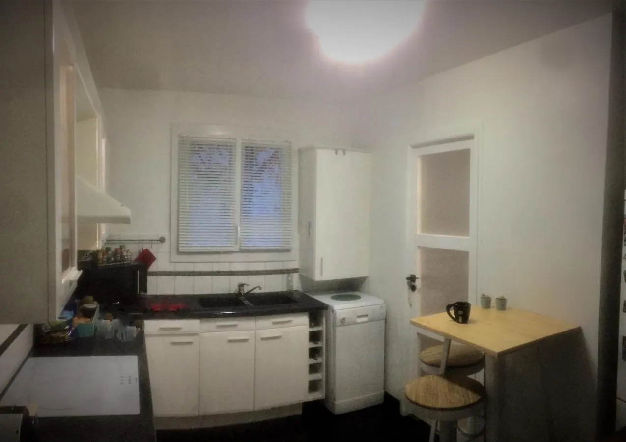 Homestay Chambres Privees Et Calmes Chez L'Habitant- Sdb Commune-Parking Prive Sur Demande-Pour Personnes Respectueuses Et Discretes Villeparisis