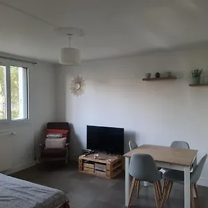  Homestay Private In A Shared Ii